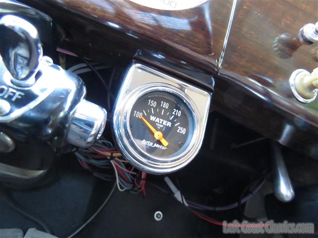 1937-ford-deluxe-convertible-158.jpg