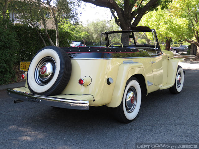 1949-willys-jeepster-014.jpg