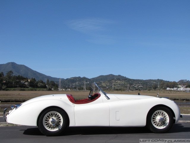 1952-jaguar-xk120-ots-062.jpg