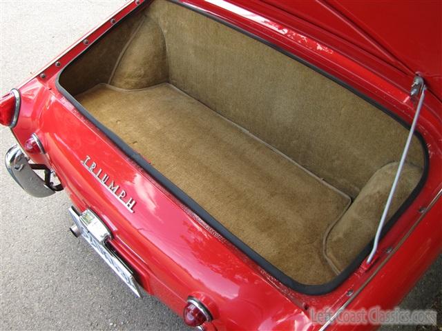 1959-triumph-tr3-041.jpg