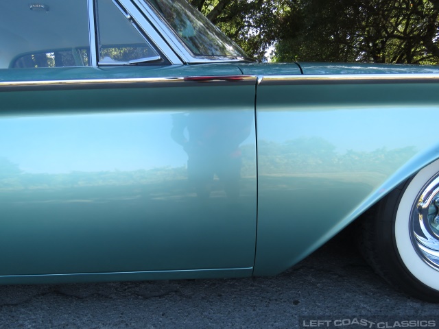 1960-ford-fairlane-500-115.jpg