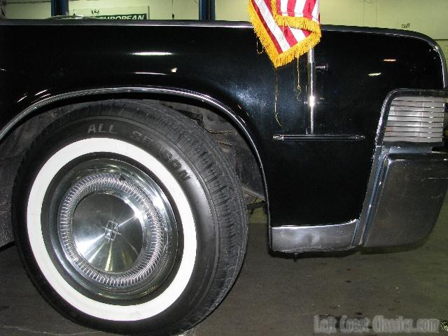 1965-lincoln-continental-limousine-6241.jpg