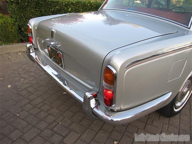 1967-rolls-royce-silver-shadow-049.jpg