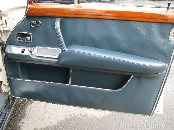 1968-mercedes-600-6842.jpg