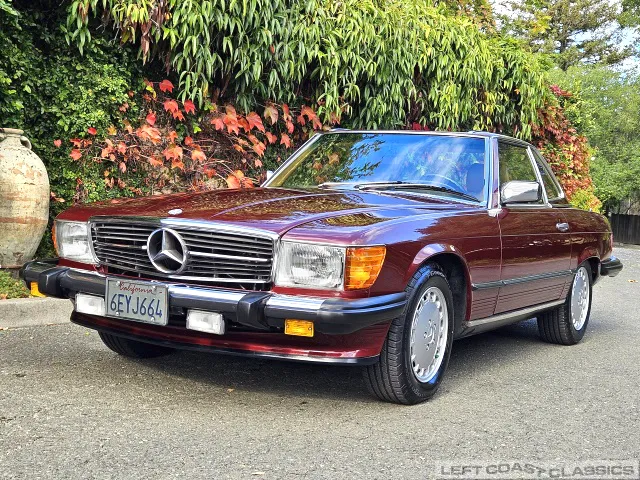 1986 Mercedes-Benz 560SL Slide Show