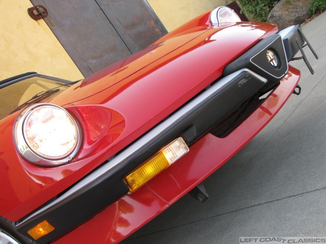 1988-alfa-romeo-spider-075.jpg