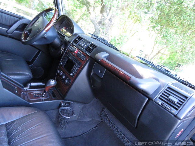 2002-mercedes-g500-123.jpg