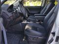 2013-landrover-lr2-hse-052